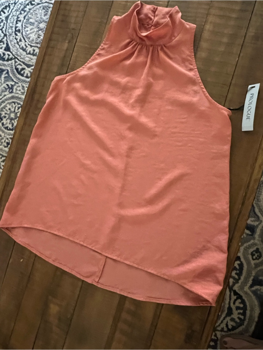 NWT Coral top size xs